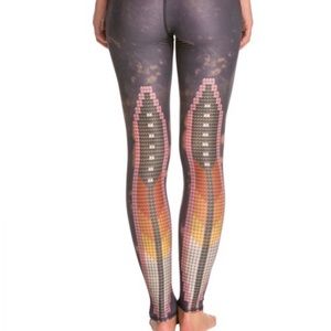 Teeki Feather Leggings